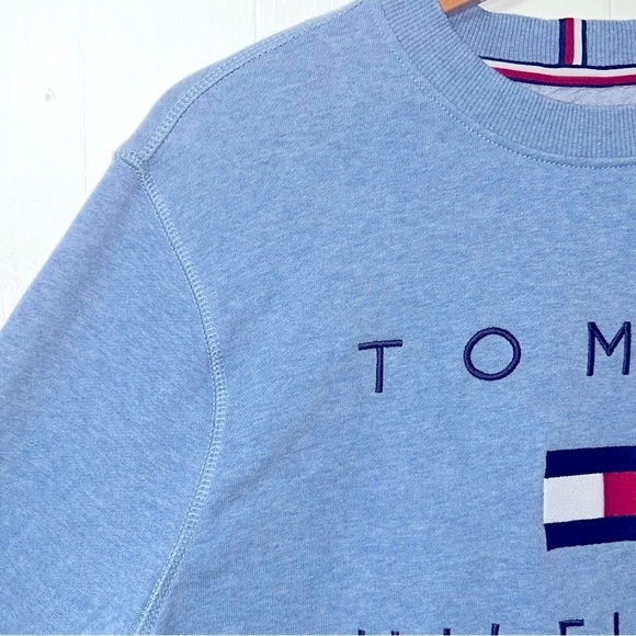 Tommy Hilfiger Crewneck Embroidered Y2K Style Blue Sweatshirt Shirt Men’s M - Picture 4 of 12
